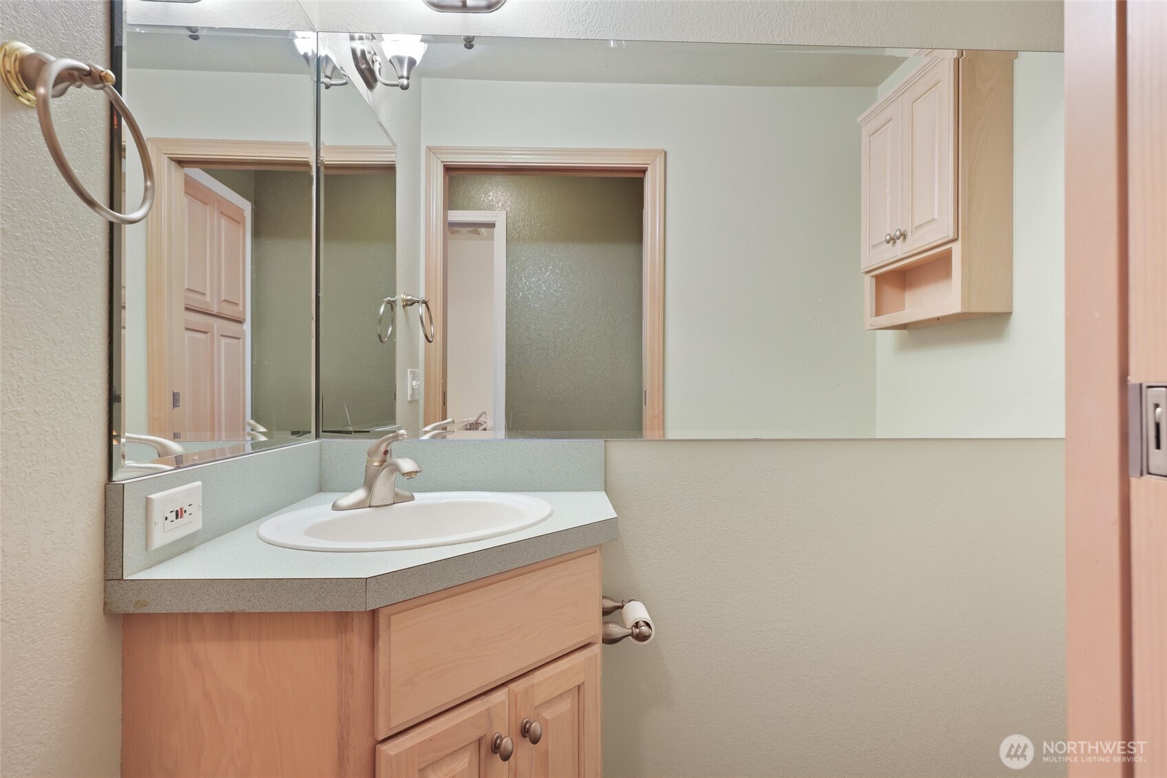 6024 Merlot Lane SE, Lacey, WA 98513