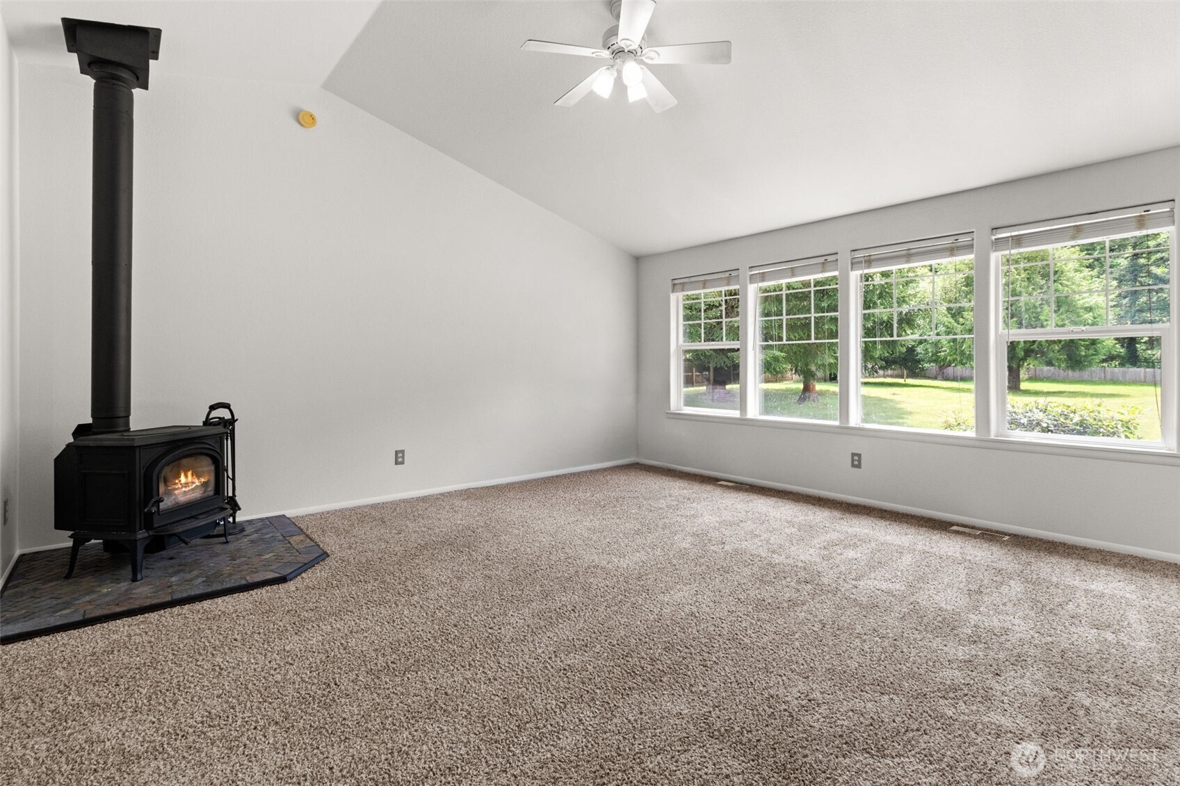 9519 185th Avenue SW, Rochester, WA 98579