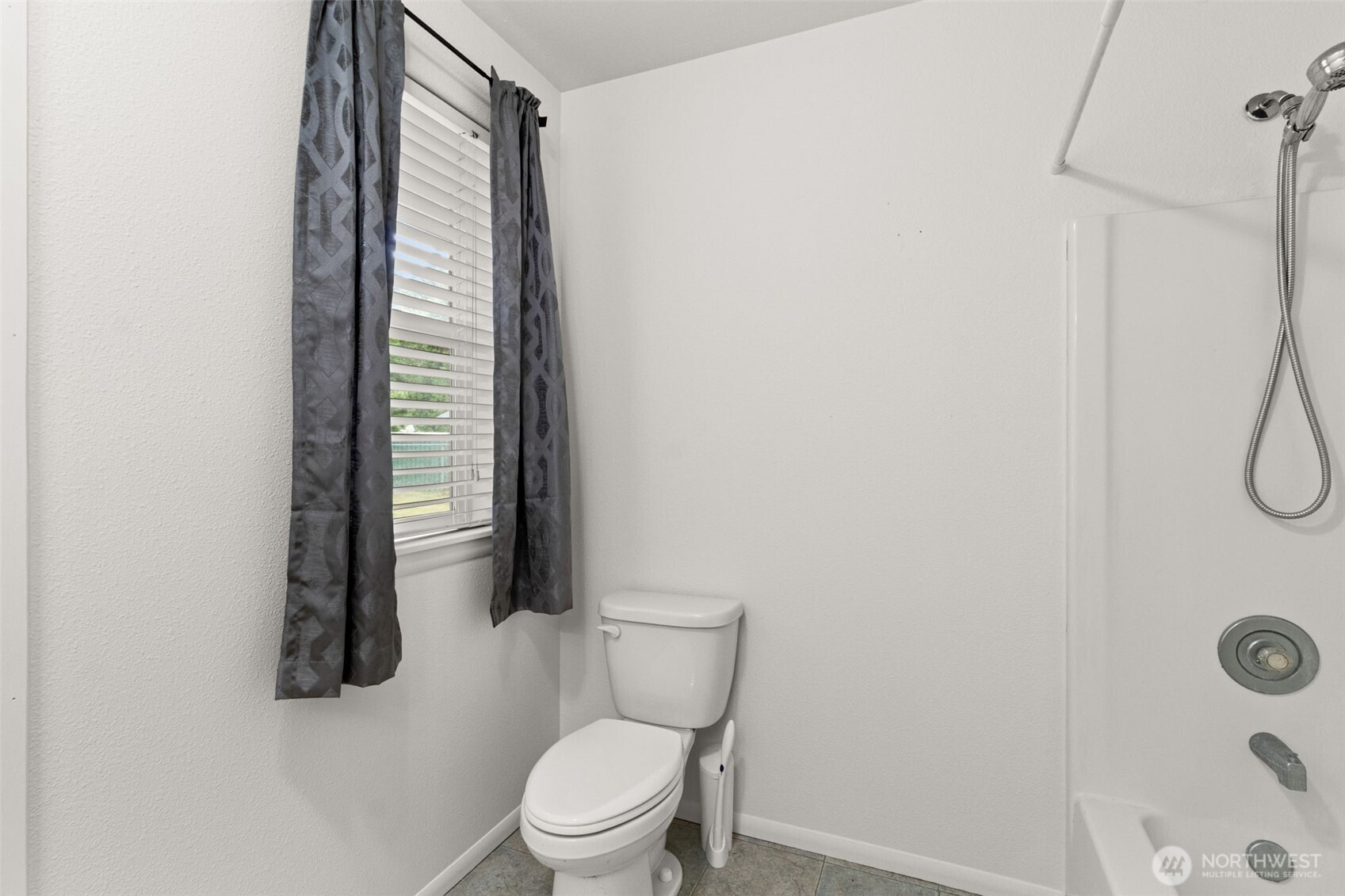 9519 185th Avenue SW, Rochester, WA 98579