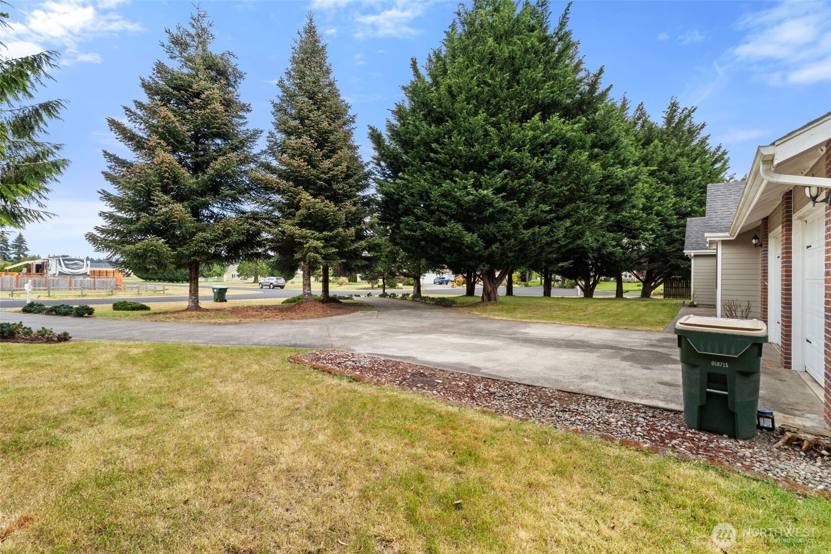 9519 185th Avenue SW, Rochester, WA 98579