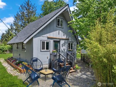 20908 93rd Street E, Bonney Lake, WA 98391 - Photo 2