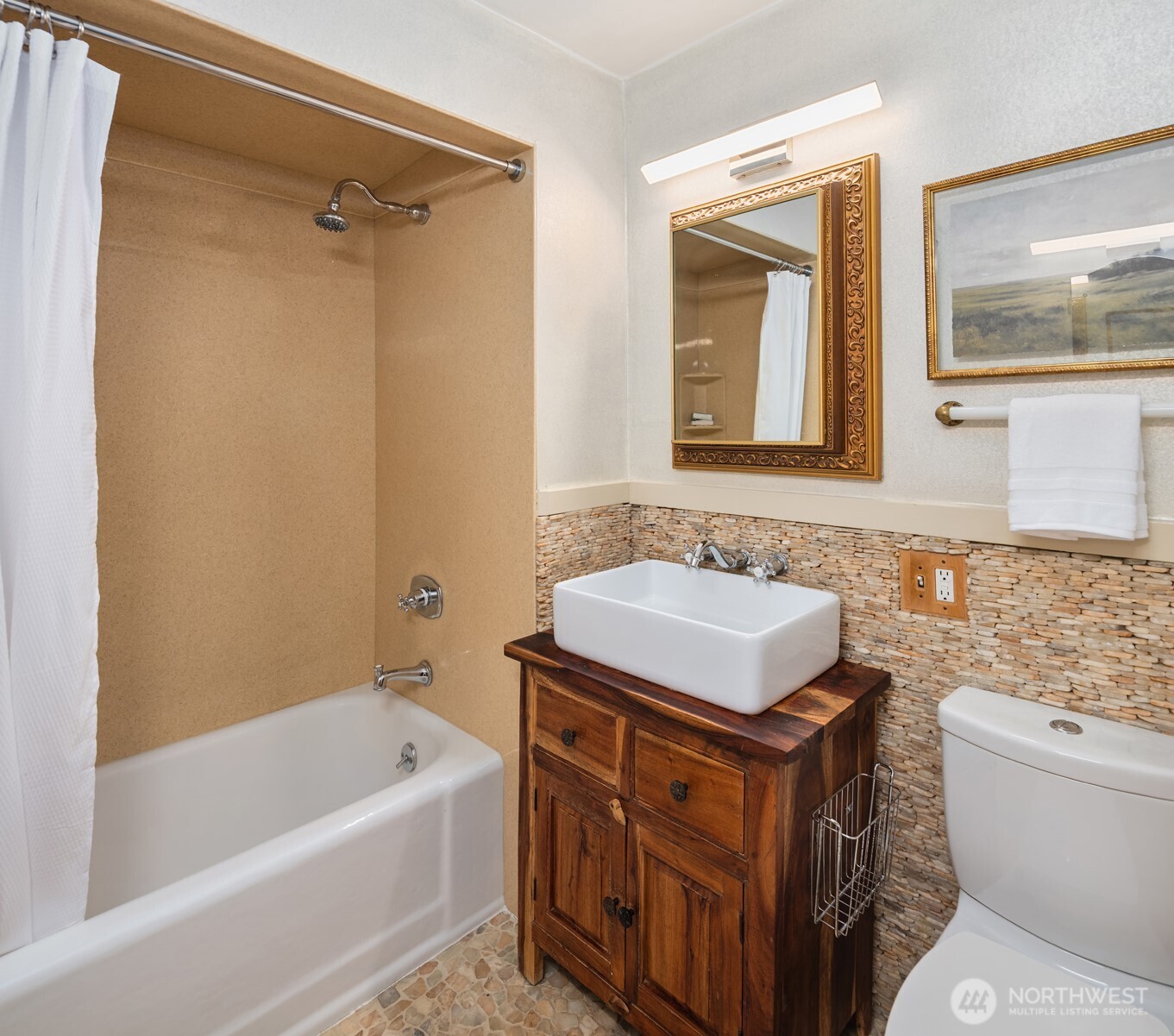 7741 16th Avenue NW, Seattle, WA 98117