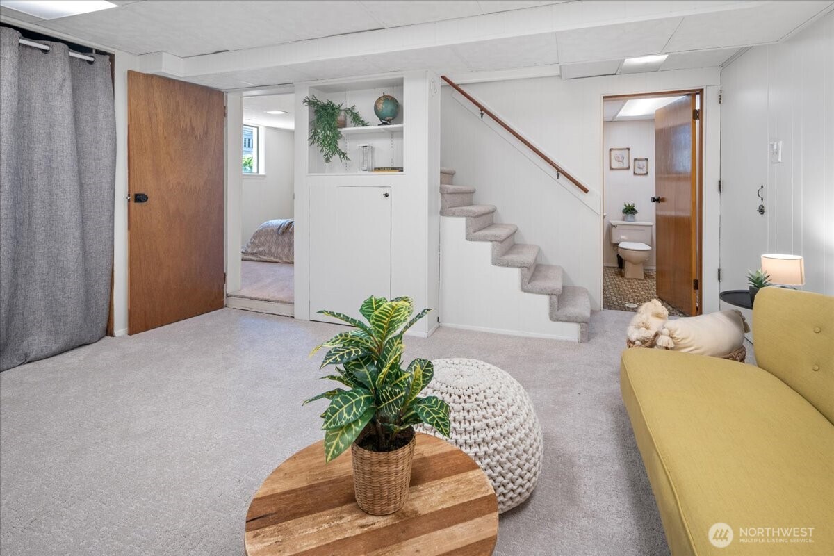 5421 48th Avenue SW, Seattle, WA 98136