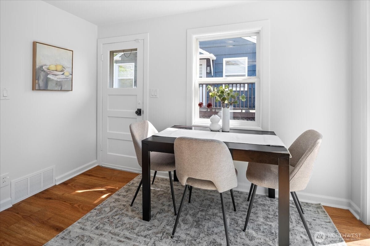 5421 48th Avenue SW, Seattle, WA 98136