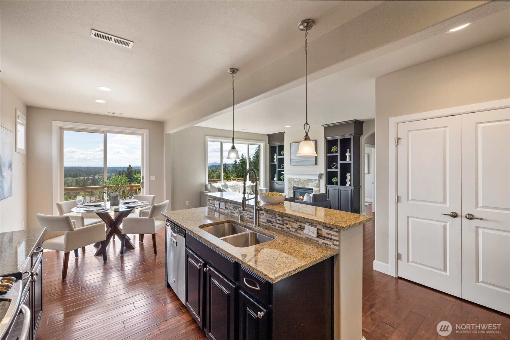 1533 Ridgeview Loop SW, Tumwater, WA 98512