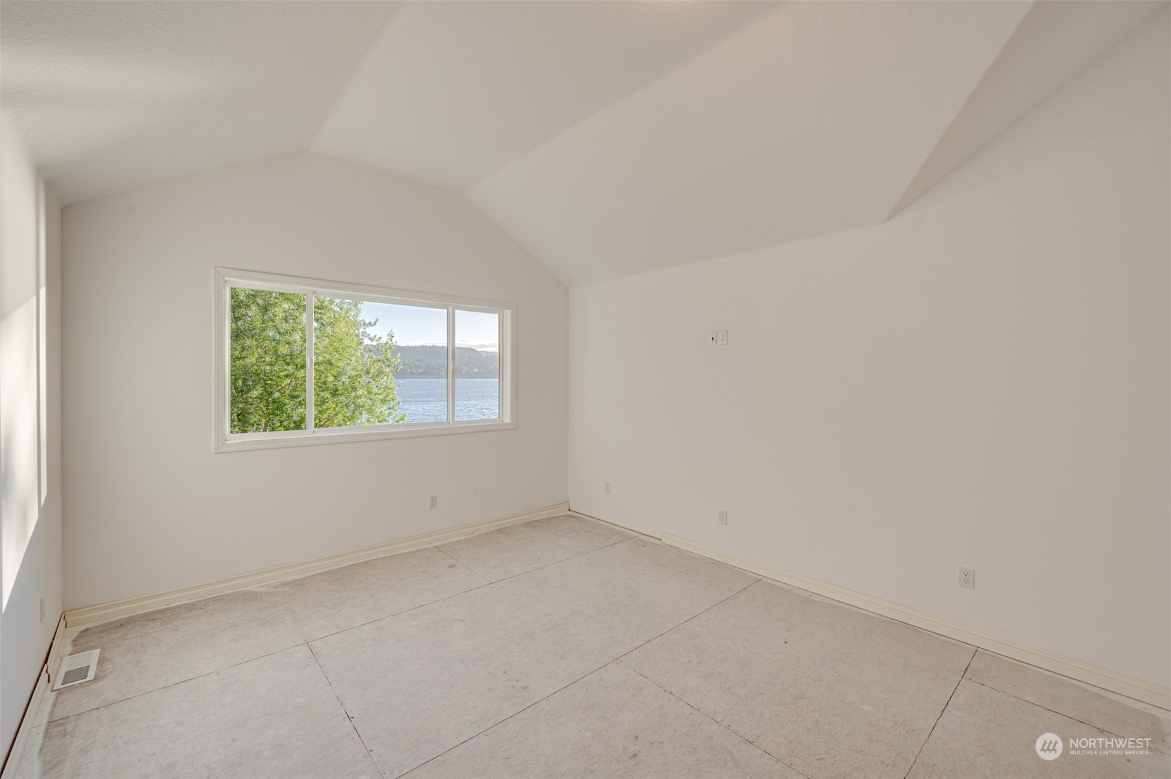2825 Dike Road , Woodland, WA 98674