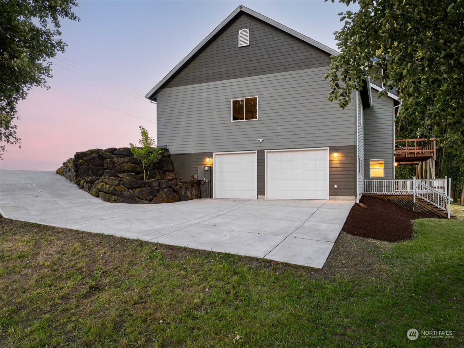 2825 Dike Road , Woodland, WA 98674