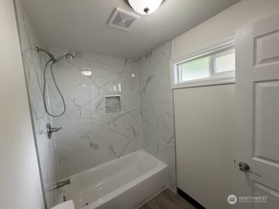 175 NE Camelot Drive #175, Bremerton, WA 98311 - Photo 11