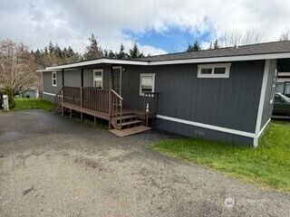 175 NE Camelot Drive #175, Bremerton, WA 98311 - Photo 2