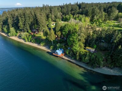 11901 Larson Road , Anderson Island, WA 98303
