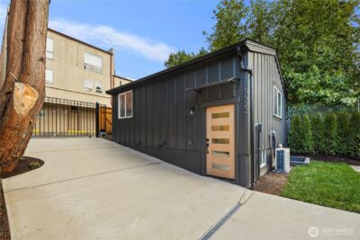 5520 Brooklyn Avenue NE, Seattle, WA 98105 - Photo 36