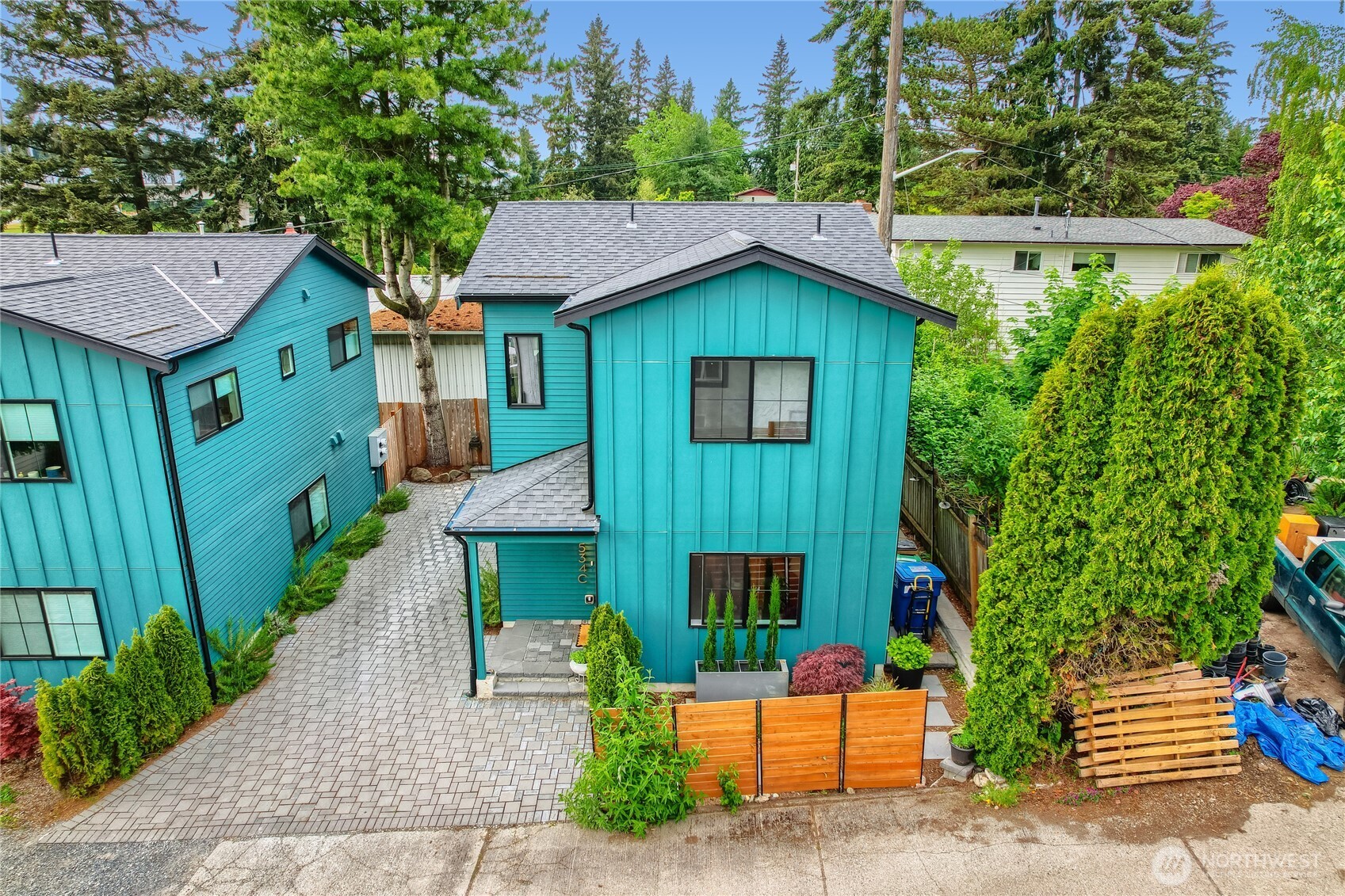 12534 C 5th Avenue NE, Seattle, WA 98125