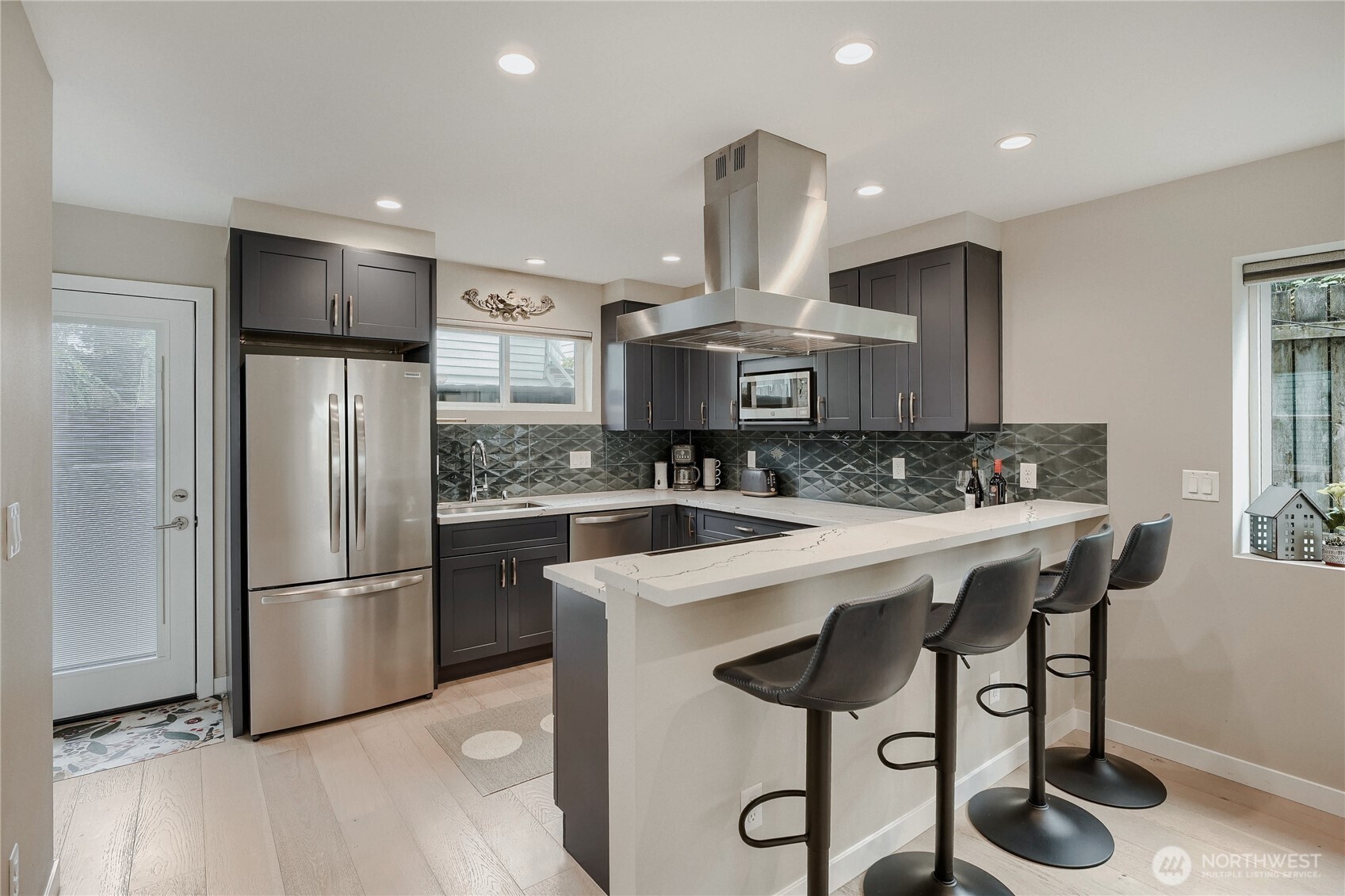 12534 C 5th Avenue NE, Seattle, WA 98125