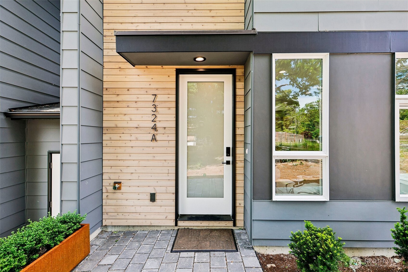 7324 7th Place SW #A, Seattle, WA 98106