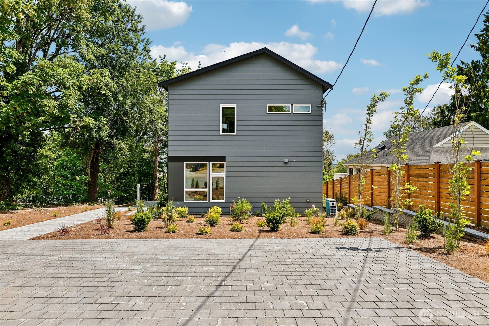 7324 7th Place SW #A, Seattle, WA 98106