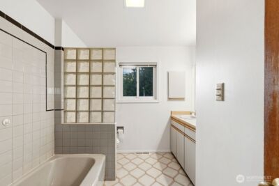 10851 Marine View Drive , Seattle, WA 98146 - Photo 23