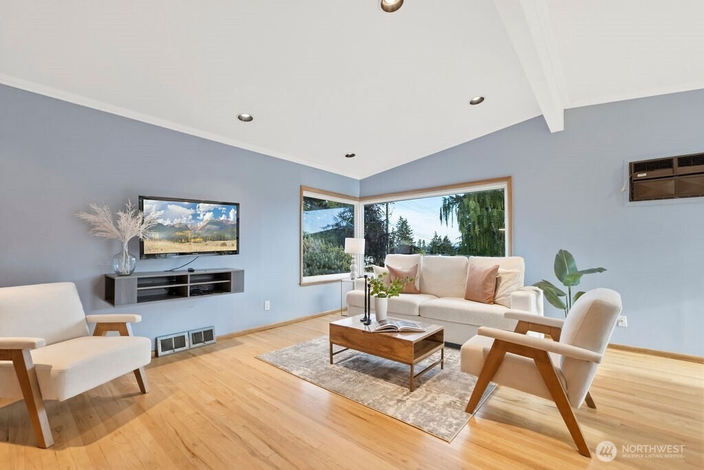 10851 Marine View Drive , Seattle, WA 98146