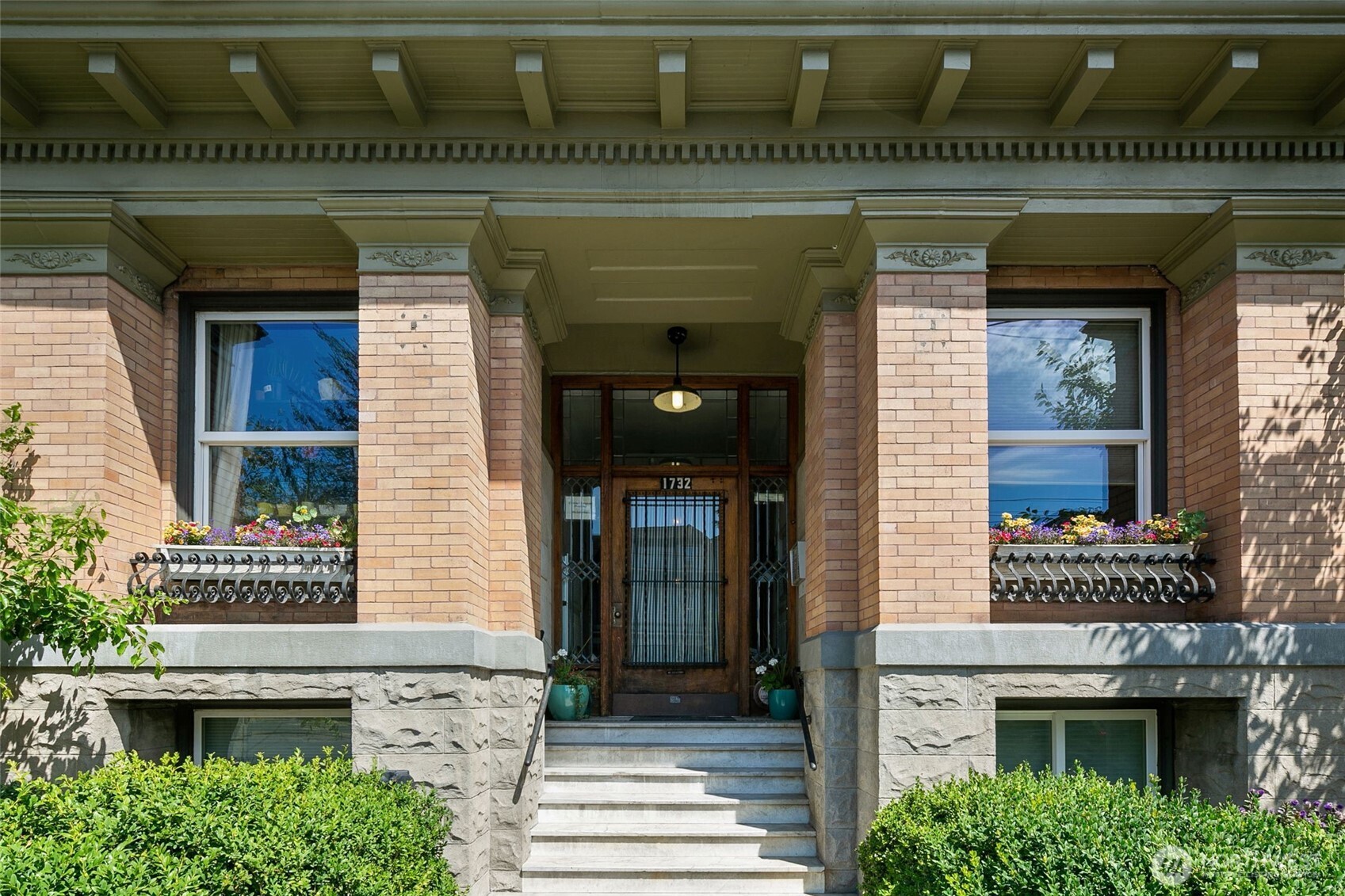 1732 15th Avenue #14, Seattle, WA 98122