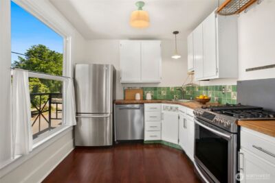 1732 15th Avenue #14, Seattle, WA 98122 - Photo 9