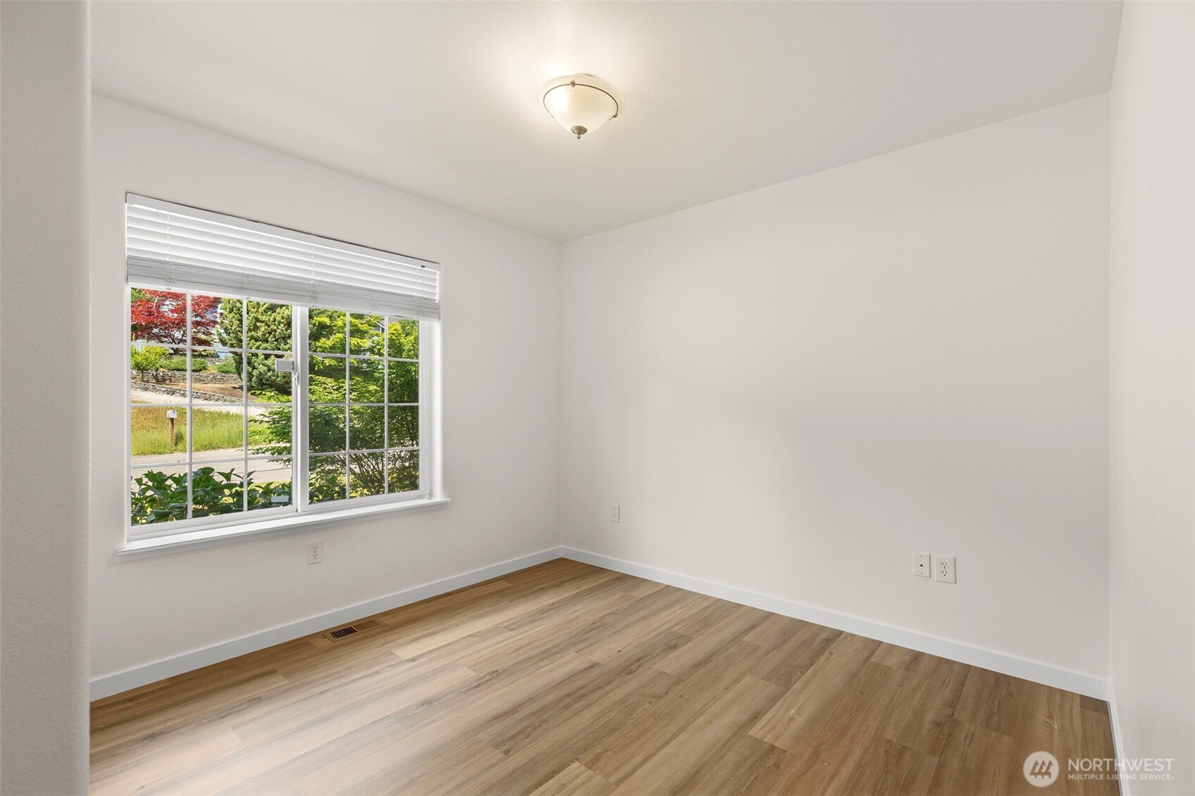 14627 Forest Glen Road SW, Port Orchard, WA 98367