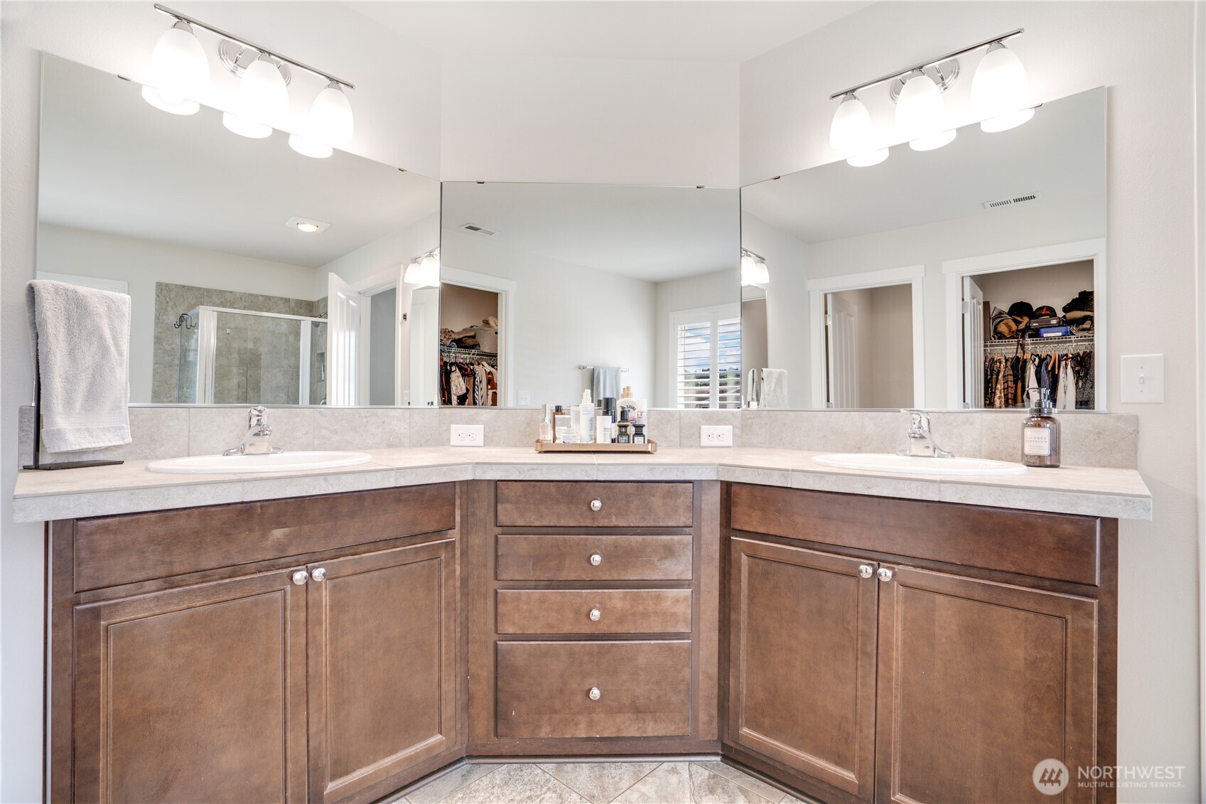 919 Sigafoos Avenue NW, Orting, WA 98360