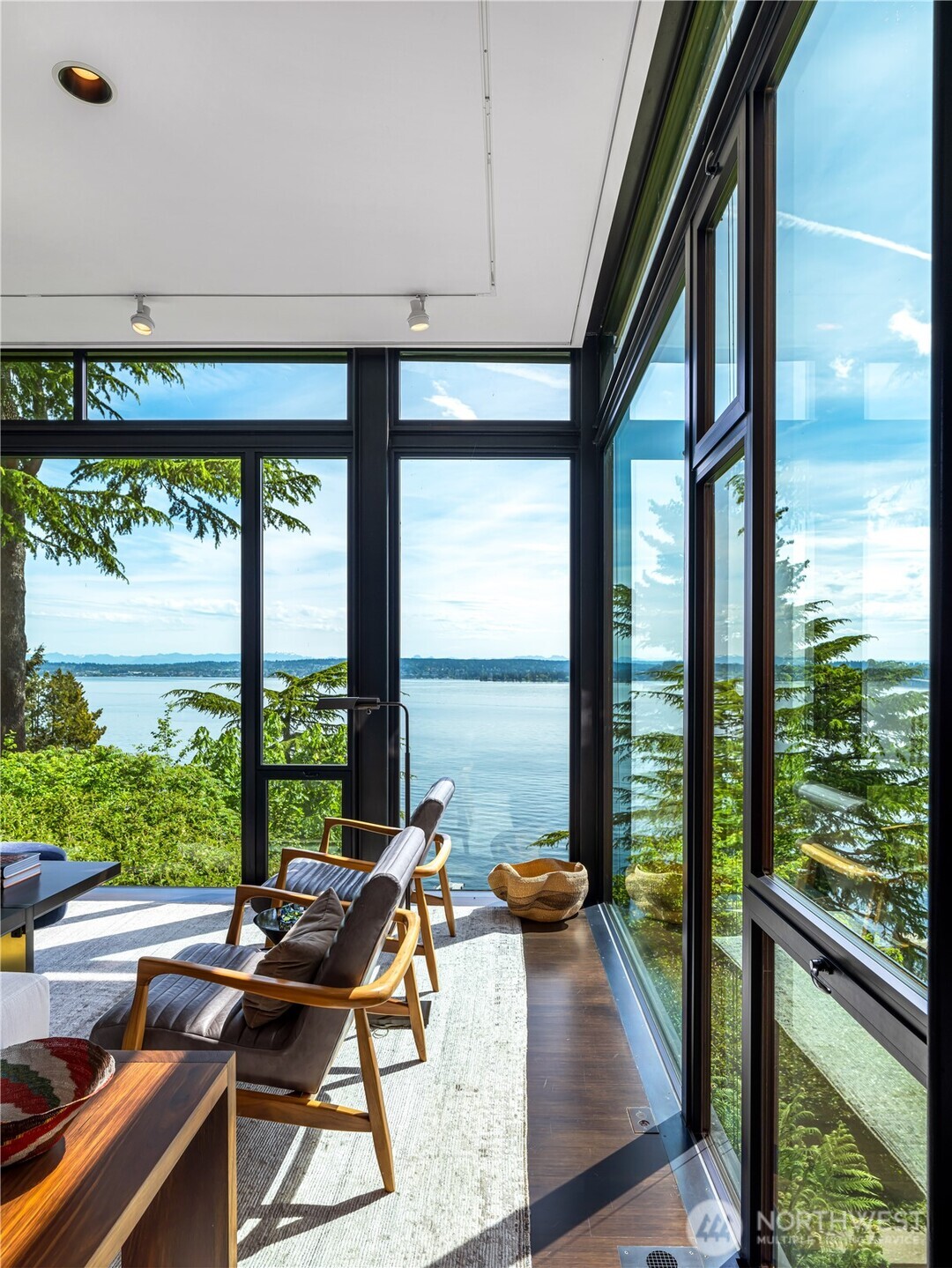 3310 E Laurelhurst Drive NE, Seattle, WA 98105-5336