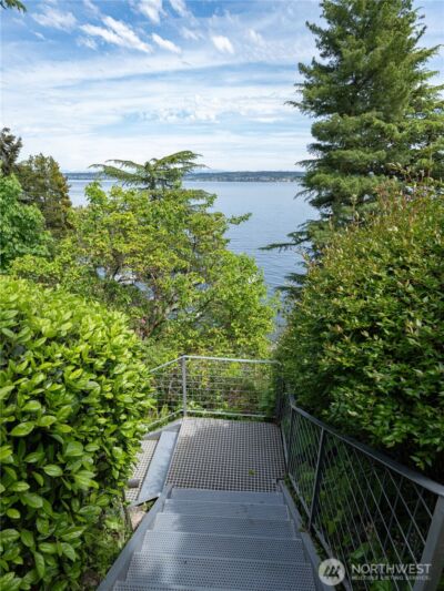 3310 E Laurelhurst Drive NE, Seattle, WA 98105-5336 - Photo 33