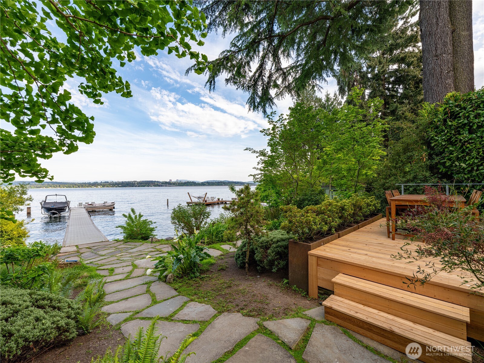 3310 E Laurelhurst Drive NE, Seattle, WA 98105-5336