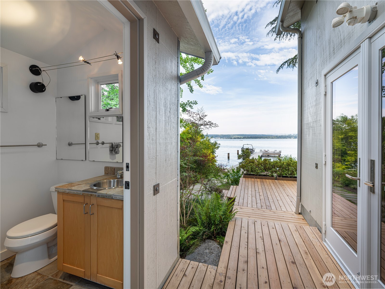3310 E Laurelhurst Drive NE, Seattle, WA 98105-5336