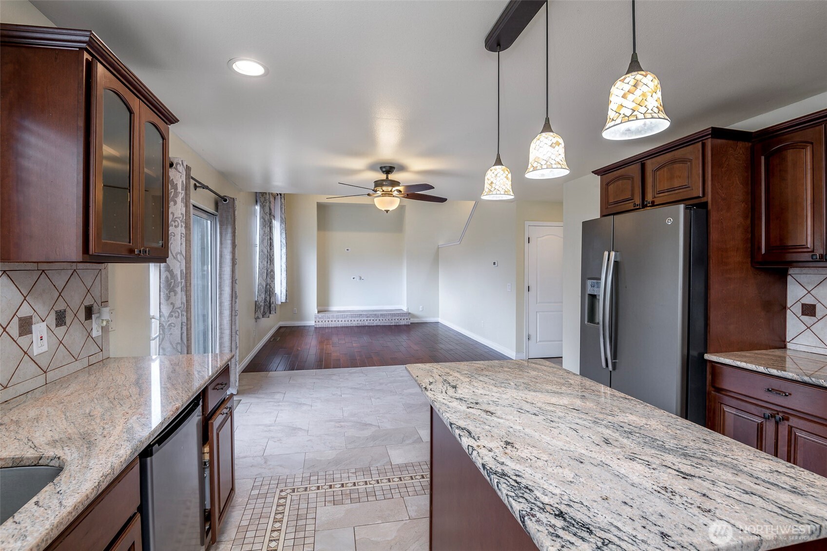 16927 121st Avenue E, Puyallup, WA 98374