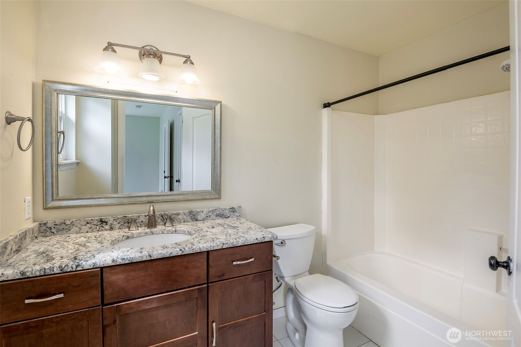 16927 121st Avenue E, Puyallup, WA 98374