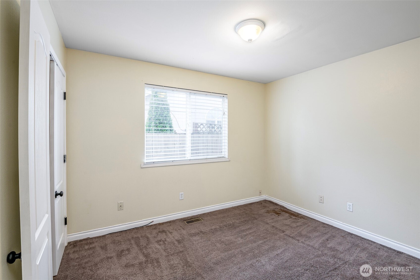 16927 121st Avenue E, Puyallup, WA 98374