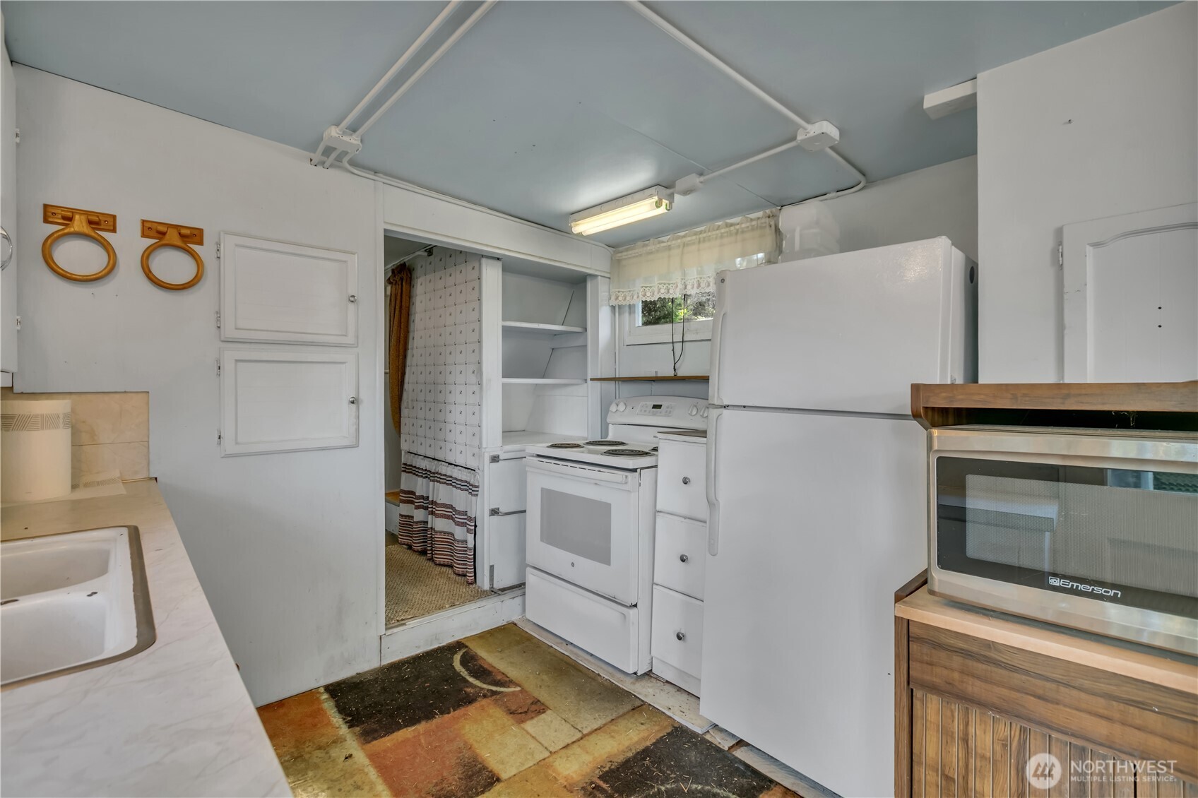 6614 156th Avenue SW, Longbranch, WA 98351