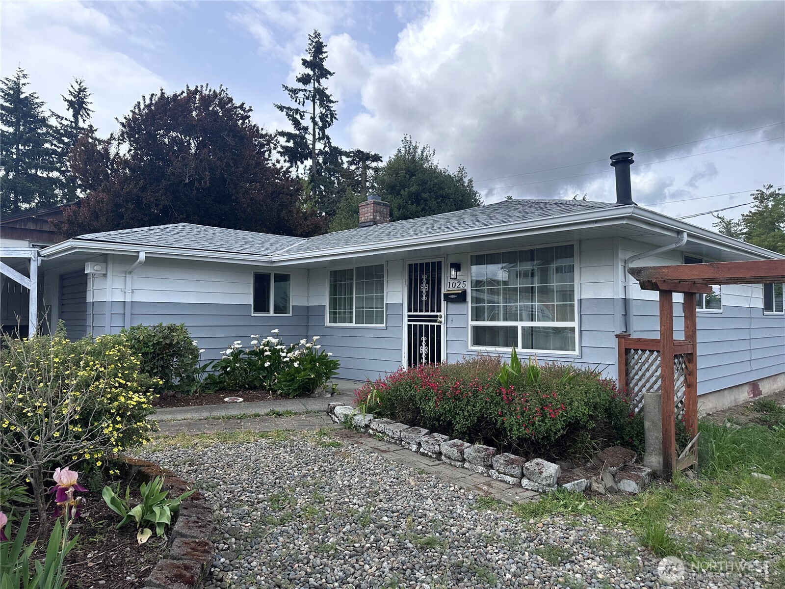 1025 E 53rd Street , Tacoma, WA 98404