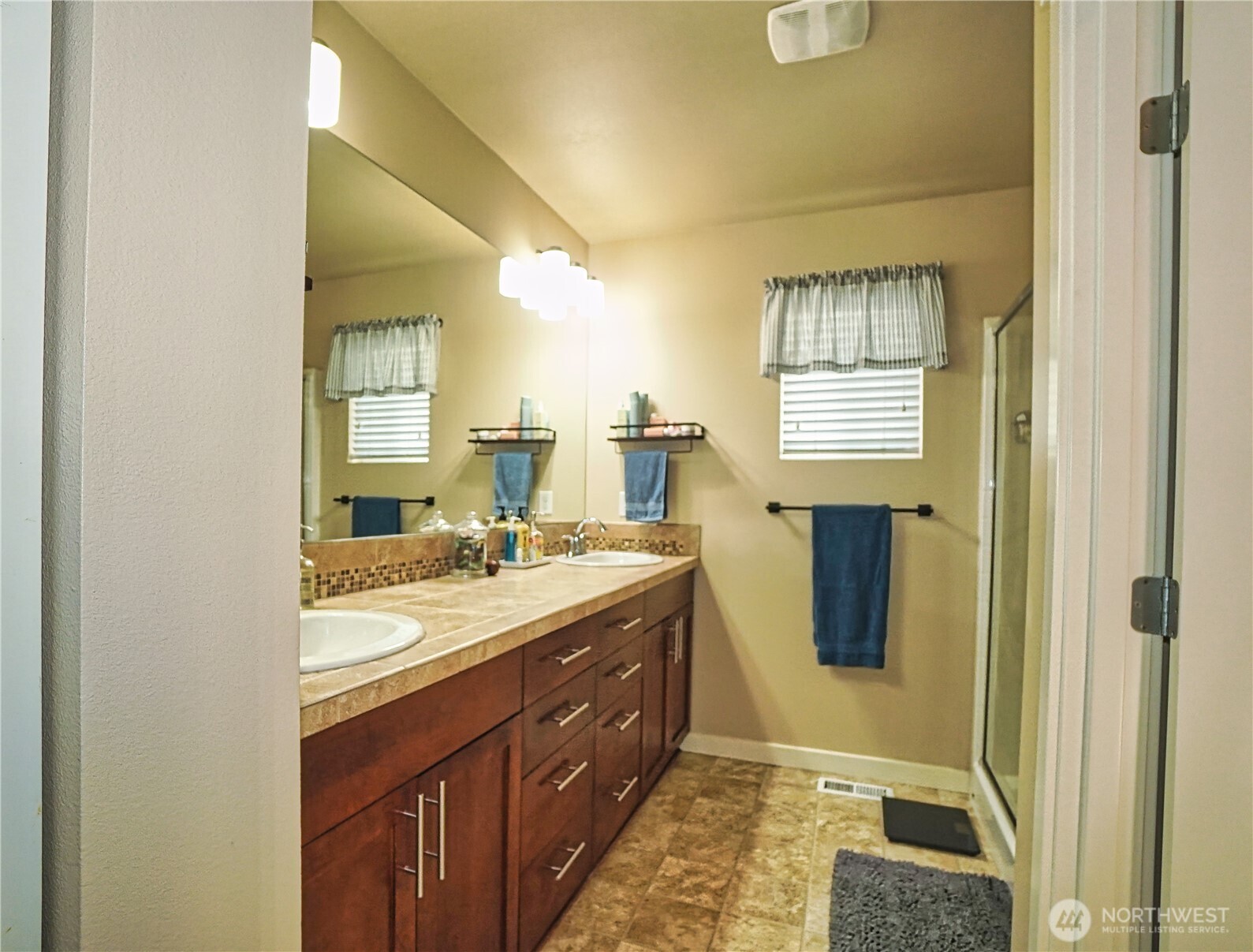 6210 Wesley Place SE, Auburn, WA 98092