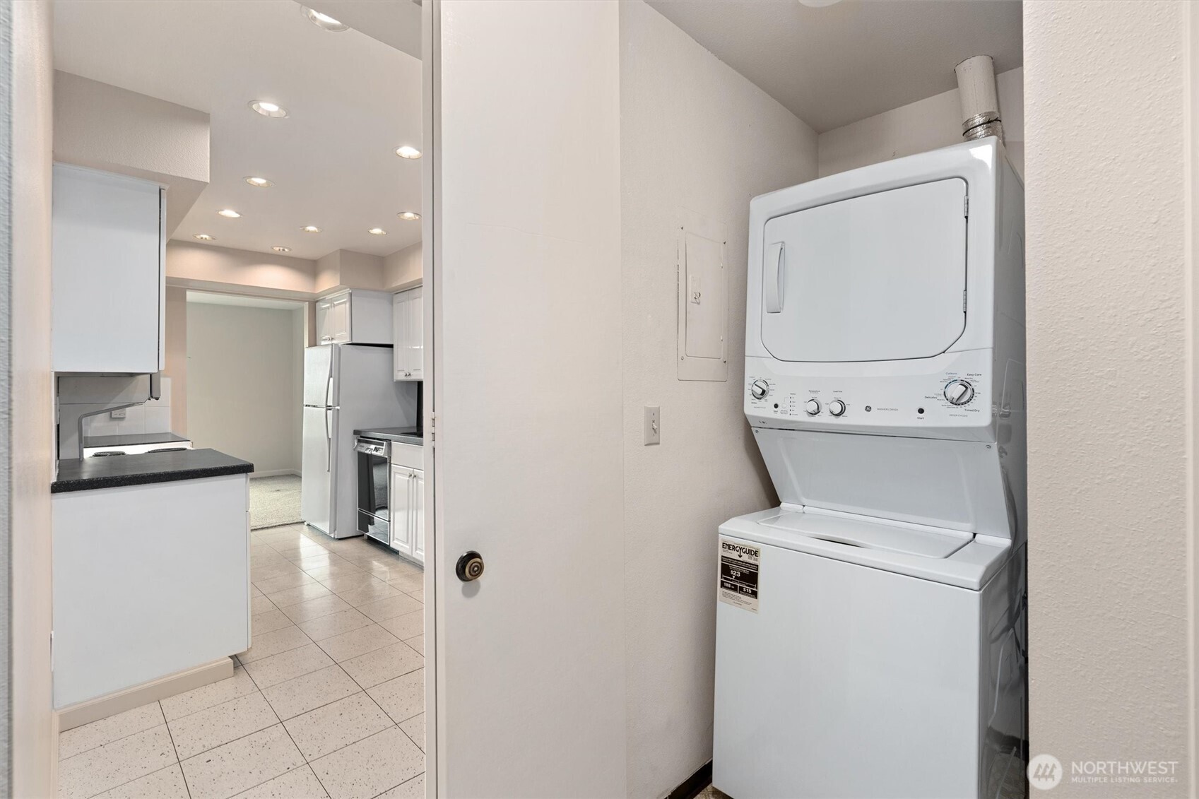 1737 Harbor Avenue SW #S-103, Seattle, WA 98126-2003