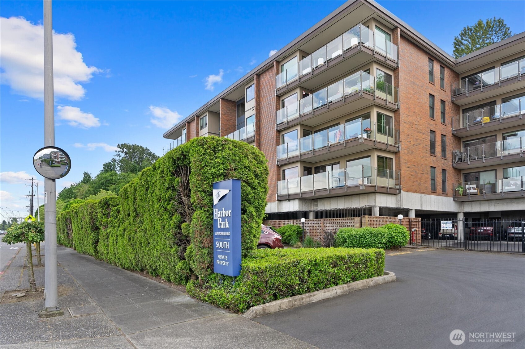 1737 Harbor Avenue SW #S-103, Seattle, WA 98126-2003