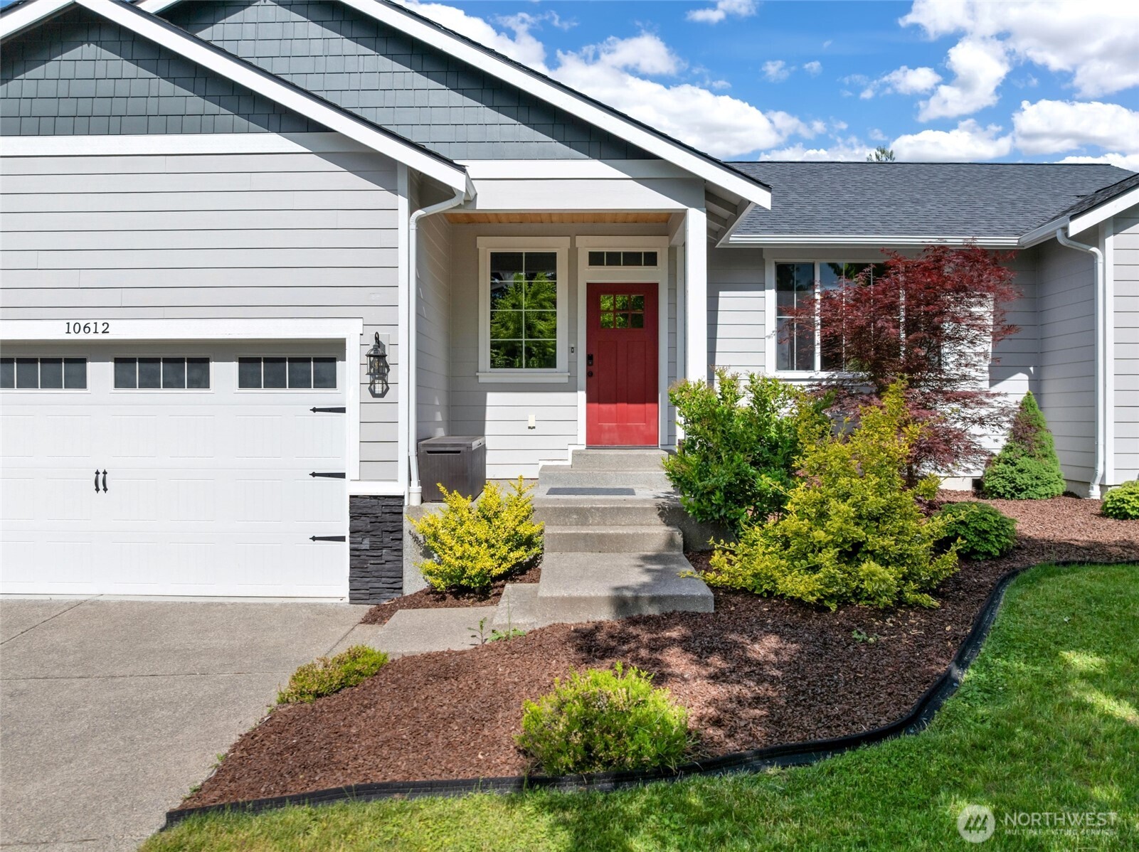 10612 Palisades Street SE, Yelm, WA 98597-5501