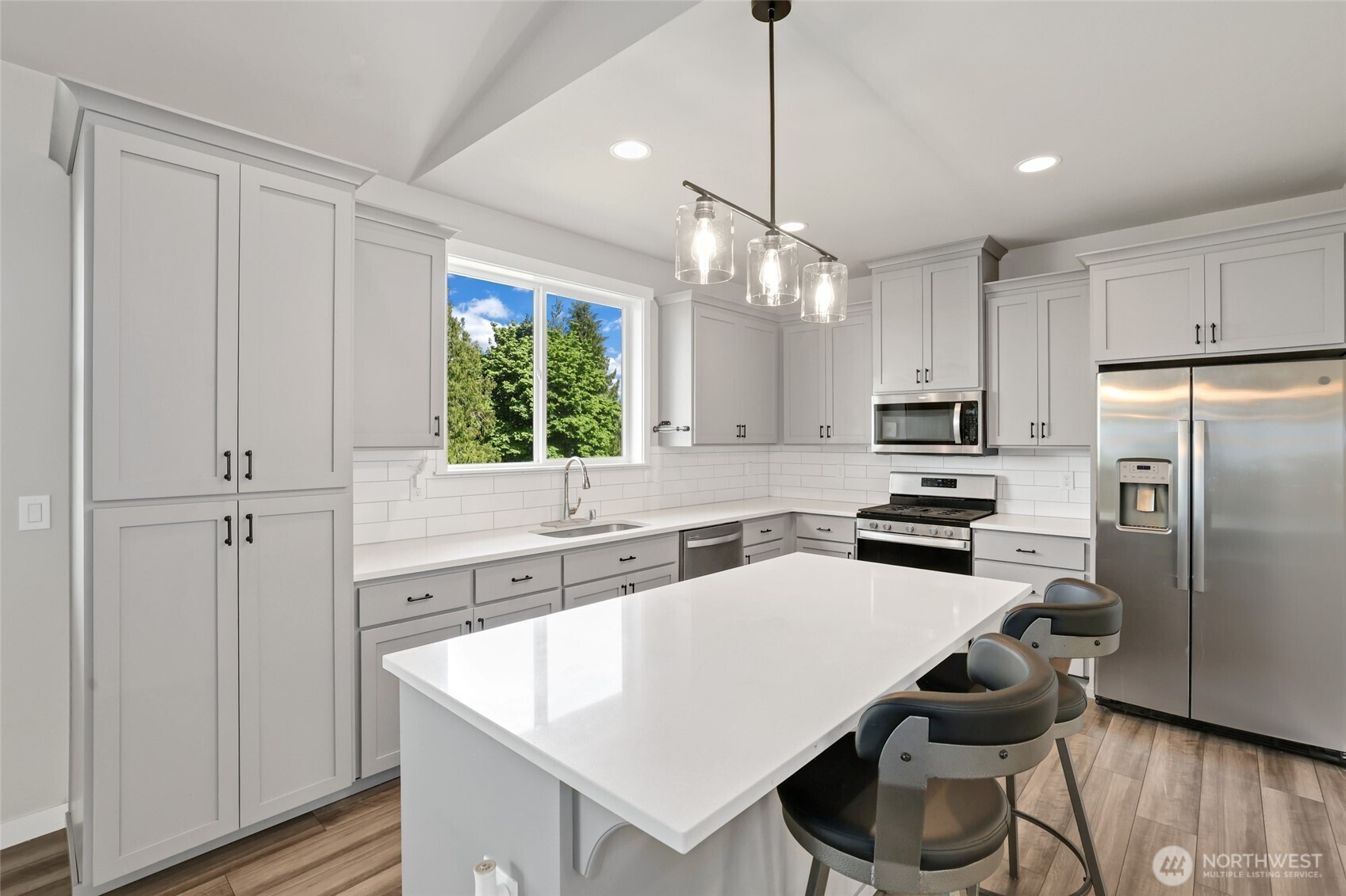 10612 Palisades Street SE, Yelm, WA 98597-5501