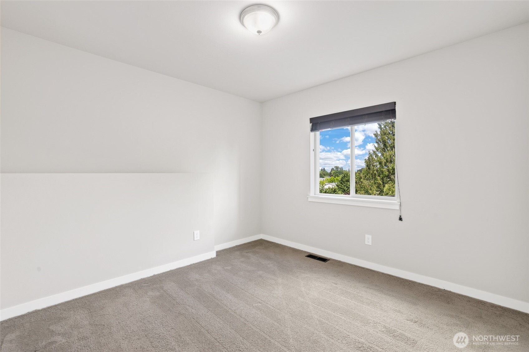10612 Palisades Street SE, Yelm, WA 98597-5501