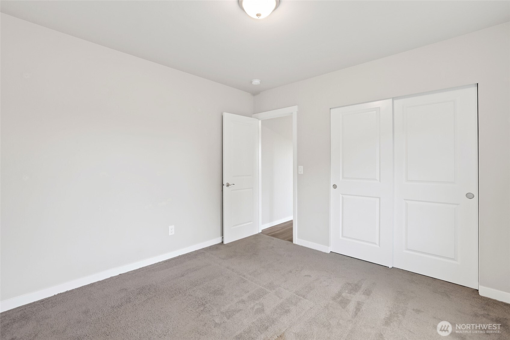 10612 Palisades Street SE, Yelm, WA 98597-5501