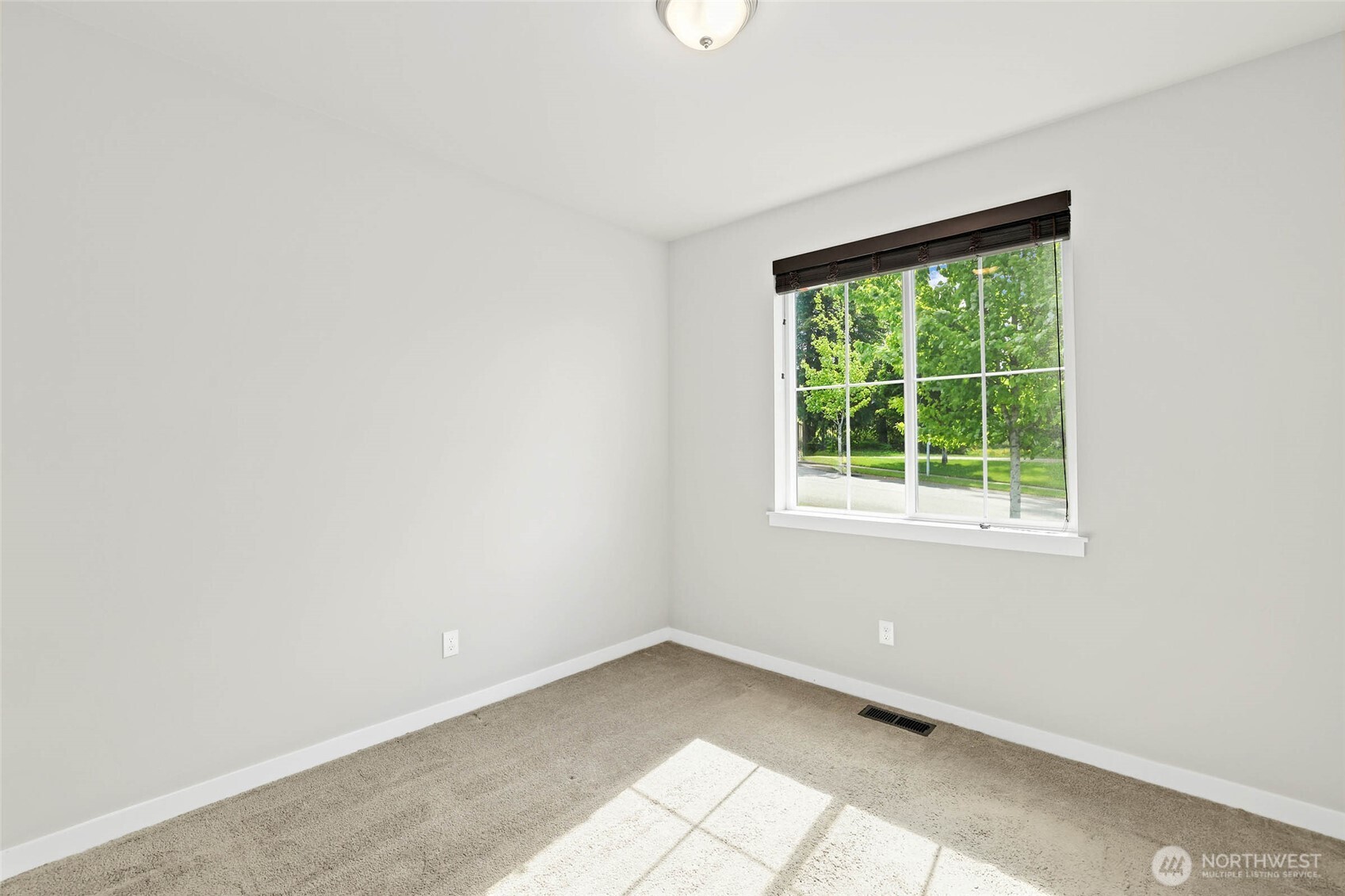 10612 Palisades Street SE, Yelm, WA 98597-5501