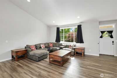 10612 Palisades Street SE, Yelm, WA 98597-5501 - Photo 3