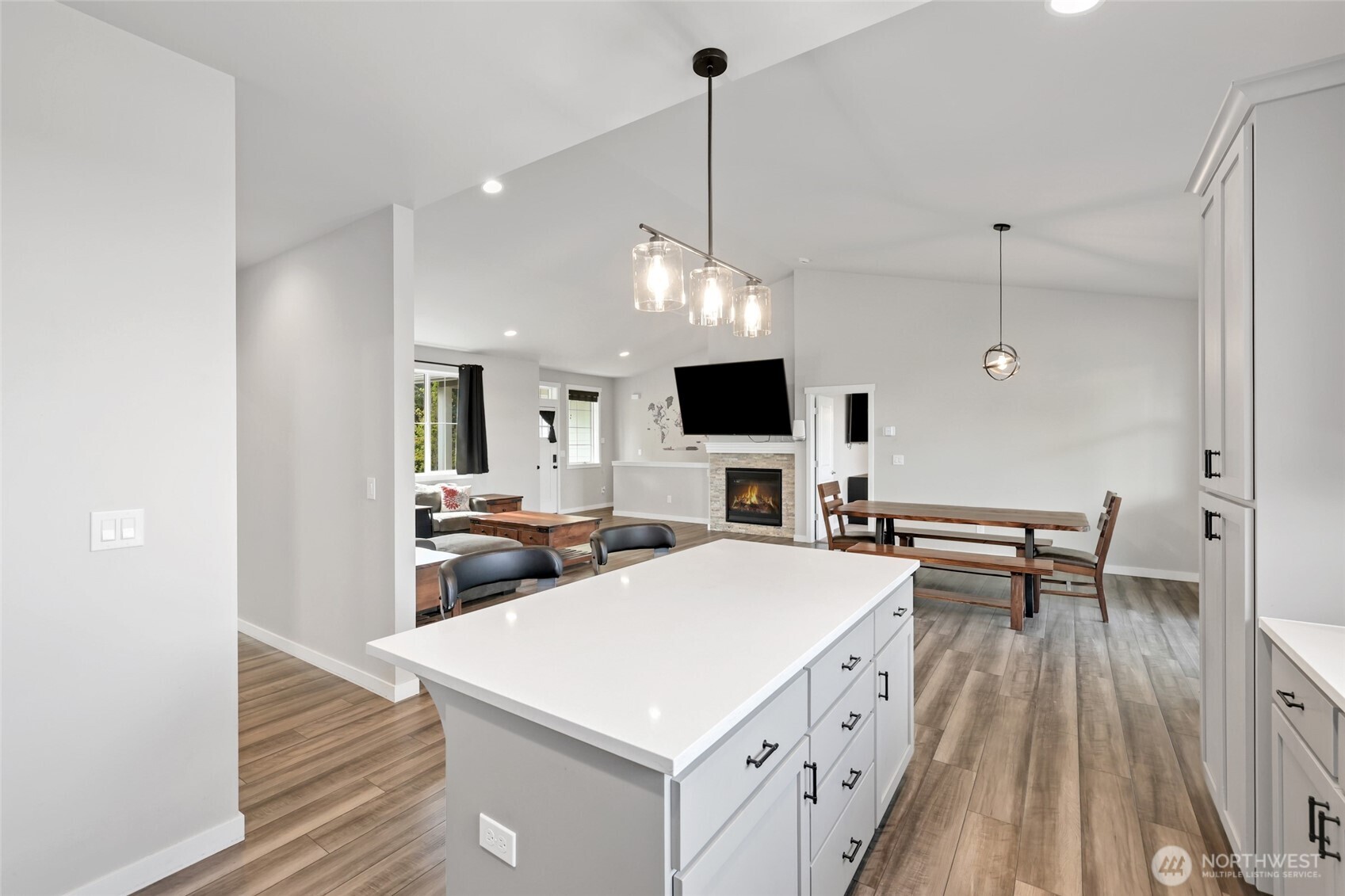 10612 Palisades Street SE, Yelm, WA 98597-5501