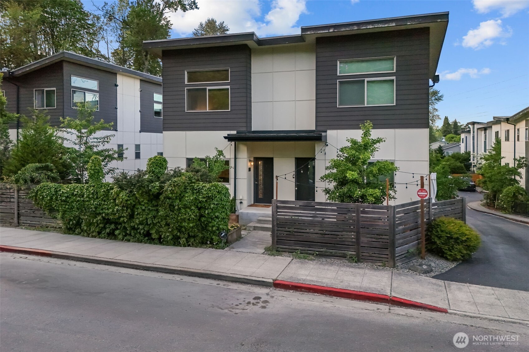 4204 S Trenton Street , Seattle, WA 98118