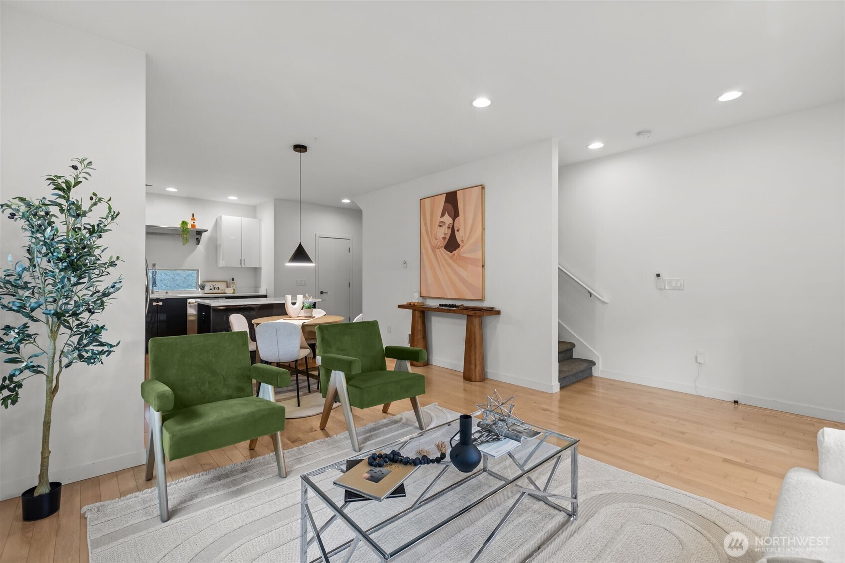 4204 S Trenton Street , Seattle, WA 98118