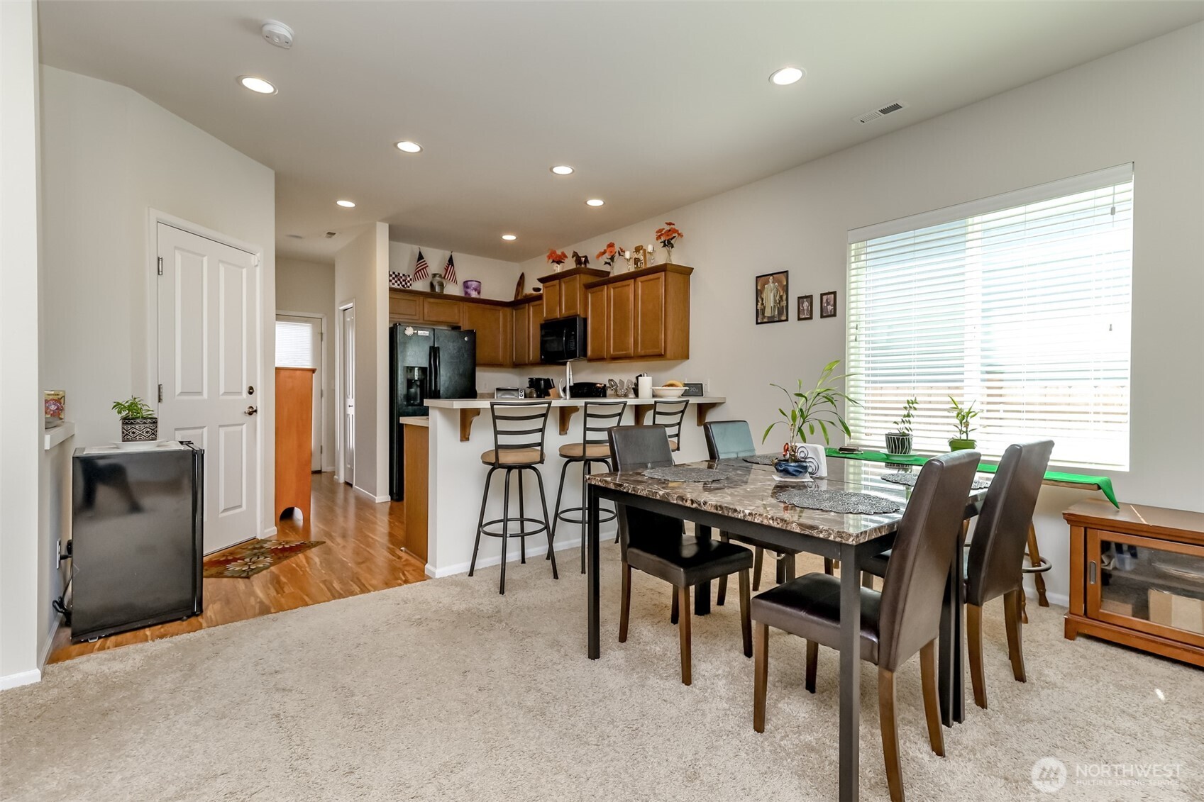 4712 Court R Court , Tacoma, WA 98404-4535
