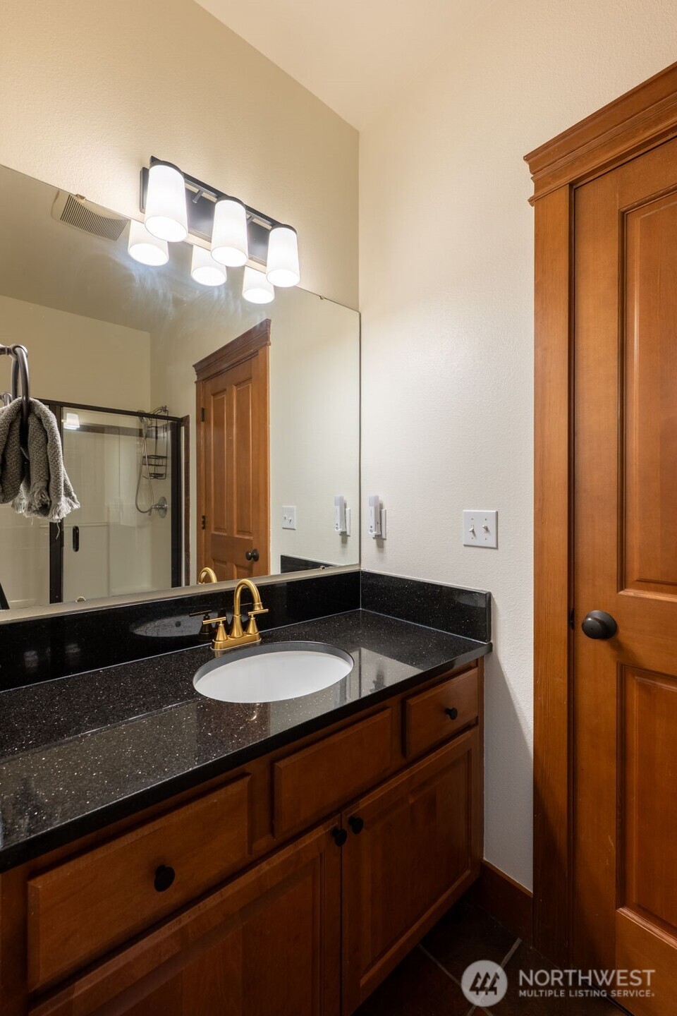 4518 NE Cashmere Drive , Lacey, WA 98516