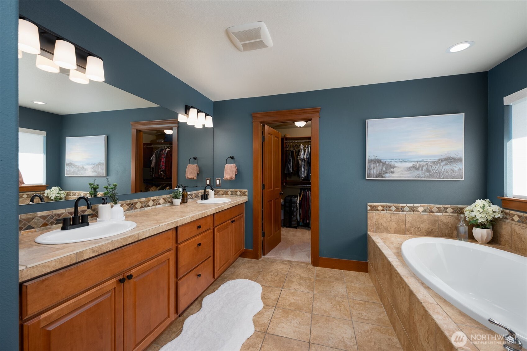 4518 NE Cashmere Drive , Lacey, WA 98516