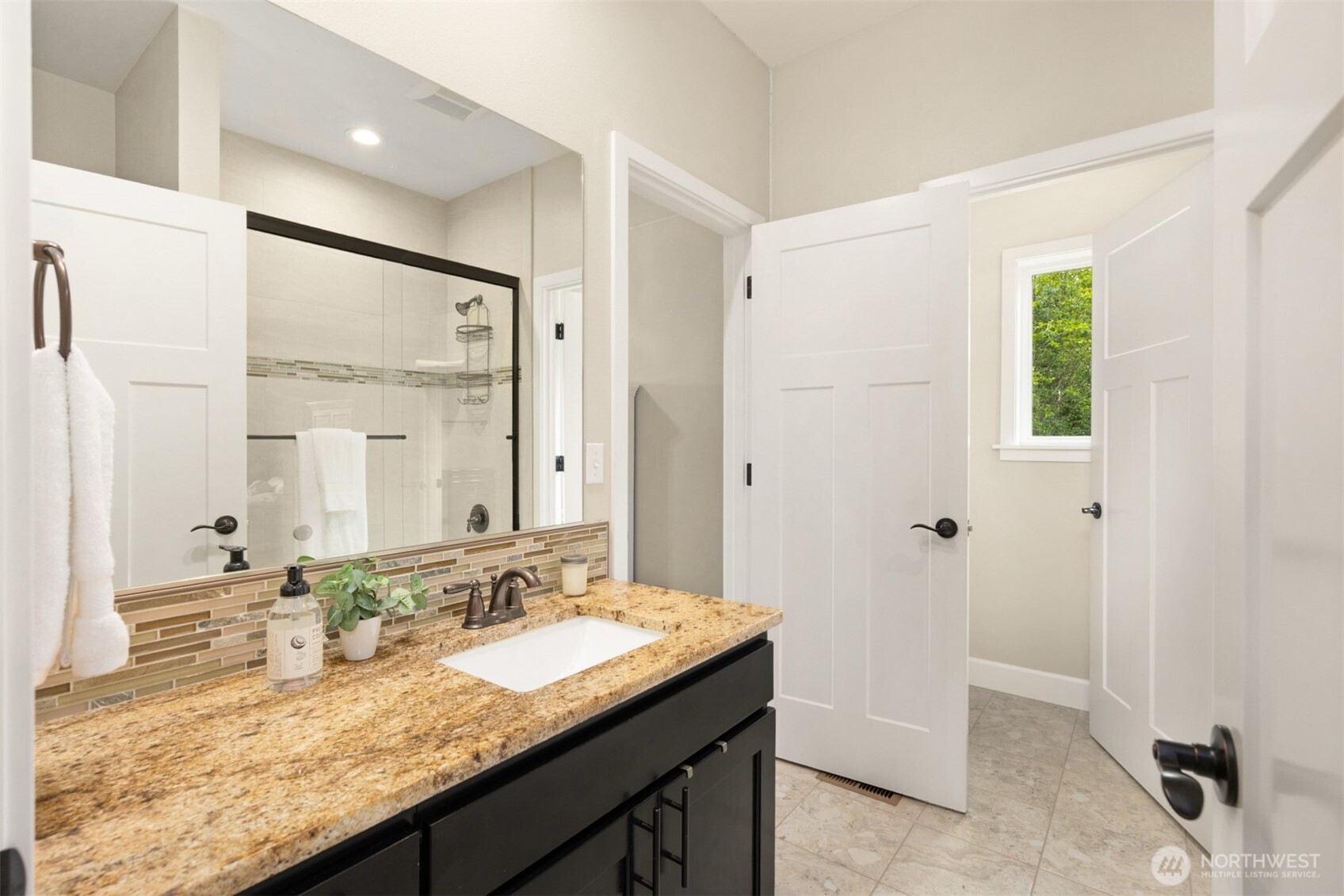39170 NE No Name Place , Hansville, WA 98340